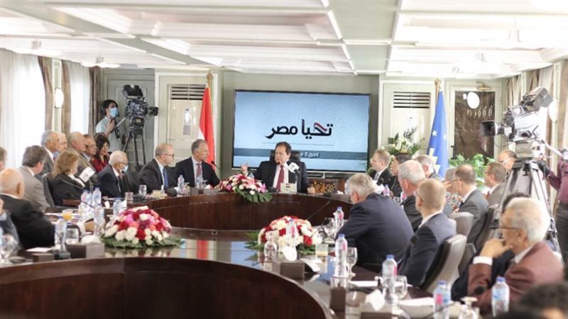 أبو العينين مع 32