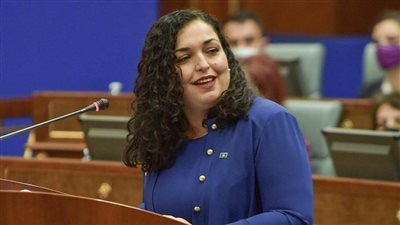 رئيسة كوسوفو توجّه بطرد دبلوماسيين روسيين