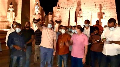 العناني يتفقد طريق الكباش بالأقصر