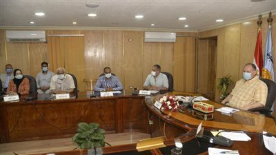 محافظ أسيوط يعلن مواعيد جلسات التشاور لمناقشة مشروعات الخطة الاستثمارية