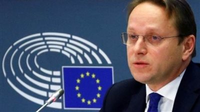 المفوض الأوروبي للجوار يؤكد التزام الاتحاد بدعم استجابة مصر لوباء كورونا