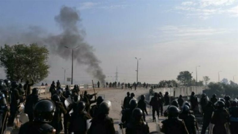 مواجهات بين متظاهرين