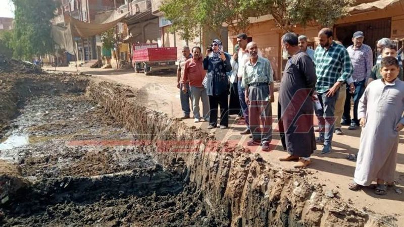 أعمال حفر السوق الحضاري