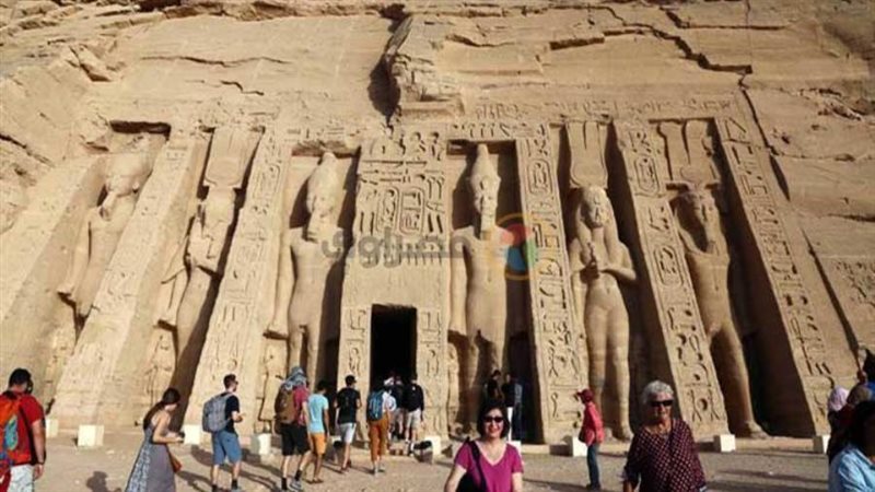 تعامد الشمس بمعبد