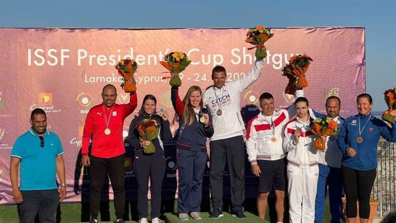 عزمي ميحلبه لحظه