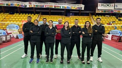 منتخب الريشة الطائرة بطل إفريقيا بعد الفوز على الجزائر