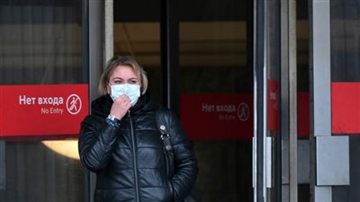 بدء الإغلاق العام في ست مناطق روسية بسبب انتشار فيروس كورونا