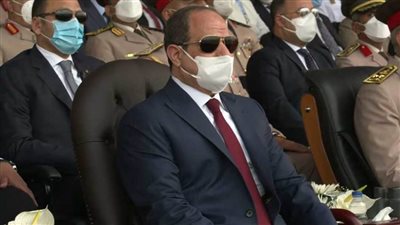 الرئيس السيسي يشهد مراسم التسليم والتسلم بين دفعات من طلبة الكليات والمعاهد العسكرية