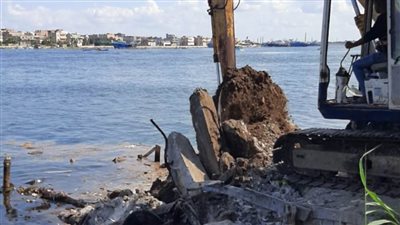 إزالة 11 حالة تعدٍ على المجاري المائية في حملة بالبحيرة