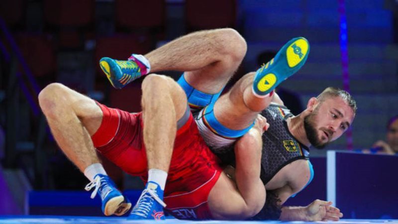 محمد عطفت لاعب منتخب