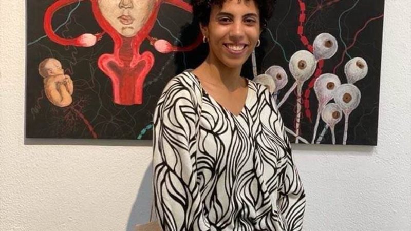 الفنانة سارة طارق