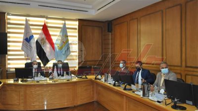 رئيس جامعة كفر الشيخ يترأس اجتماع مجلس الجامعة بحضور المحافظ