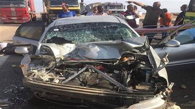 مصرع شخص وإصابة 3 آخرين في حادث بطريق 