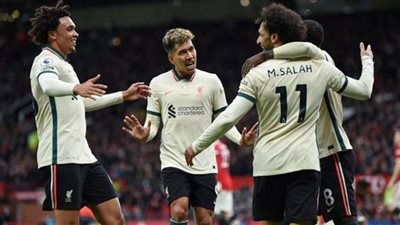 مساعد كلوب يصف مهاجمي ليفربول بـ