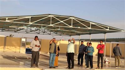 محافظ الوادي الجديد يتفقد أعمال التطوير بقرية بغداد ونادي الهجن بباريس