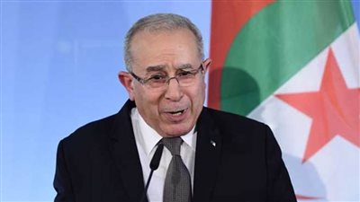 وزير الخارجية الجزائري يبحث مع ممثل الاتحاد الأوروبي الأوضاع السياسية والأمنية