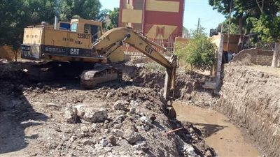 إحلال وتجديد مواسير مياه الشرب وشبكات المياه بقريتي الشغب وتوماس وعافية 