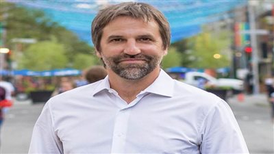 وزير البيئة الكندي ينفي وجود 