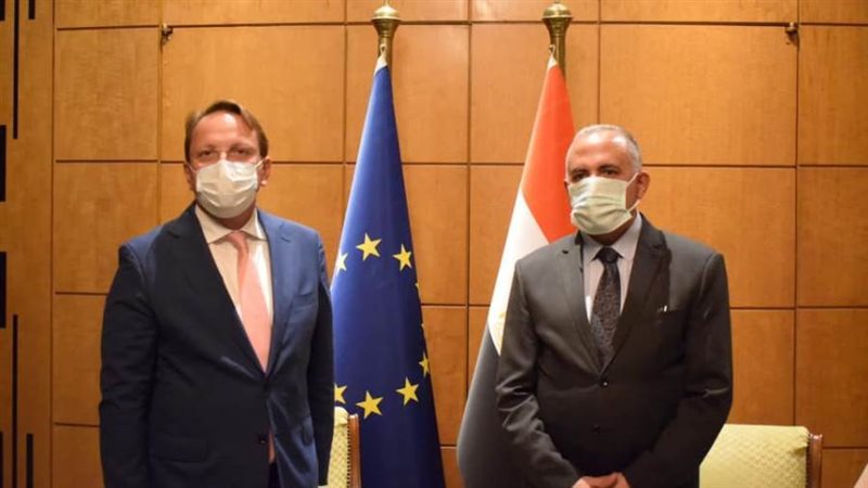 وزير الموارد المائية