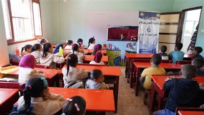 مياه سوهاج تستهدف 90 مدرسة لتوعية الطلاب بقضايا المياه