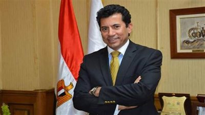 وزير الشباب والرياضة يصل العراق للمشاركة في احتفالية إعلان 