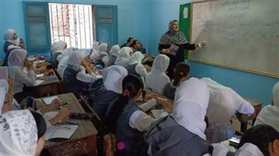 تعرف على حقيقة السماح لكافة المدارس بتقسيم اليوم الدراسي لأربع فترات دراسية