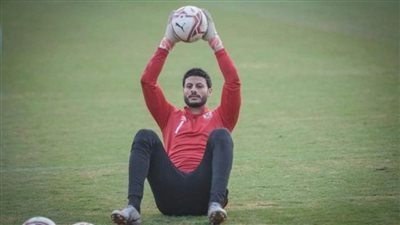 مران الأهلي| الشناوي يشارك في تدريبات حراس المرمى