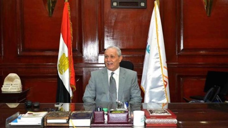 مصطفى ألهم محافظ