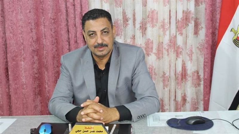 محمد حجي يمنع الهاتف