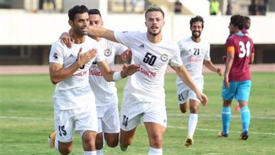 فريق الزوراء يفوز على نفط ميسان بثلاثية نظيفة بالدوري العراقي لكرة القدم