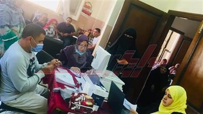 توافد المواطنين على مراكز شباب كفر الشيخ  لتلقي لقاح 