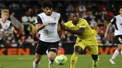 فوز فالنسيا على فياريال 2- صفر بالليجا الإسباني