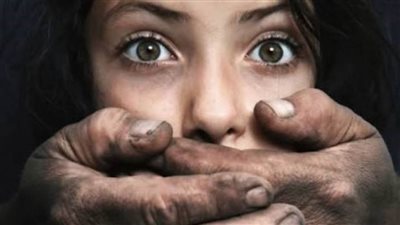 فتاة تحرر محضرًا ضد والدها تتهمه بالتعدي عليها جنسيًا بالشرقية 