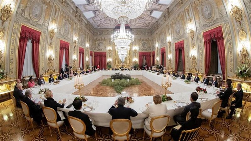 محادثات صعبة بشأن