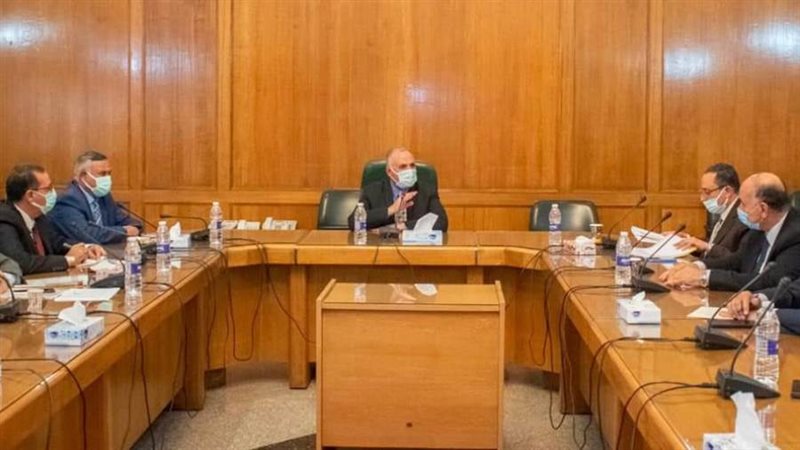 وزير الري وقيادات