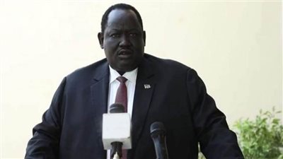 مستشار سيلفاكير يبحث مع البرهان ودقلو تطورات الأوضاع في السودان