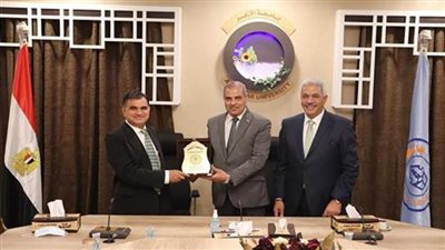 سفير بنجلاديش بالقاهرة يشيد بجهود الأزهر ويؤكد أن منهجه طوق النجاة من الإرهاب