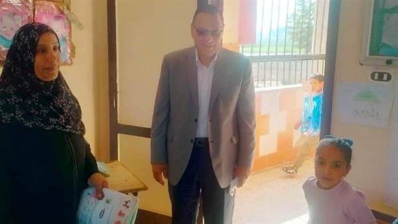 محافظ الشرقية خلال