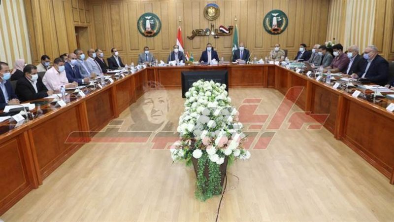 اجتماع محافظ المنوفية