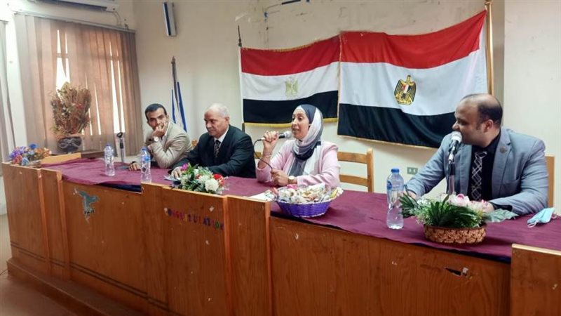 ندوة تثقيفية عن دور