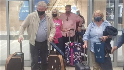 وصول أولى رحلات مصر للطيران من لندن إلى الأقصر بعد توقف عامين