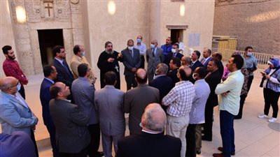 رئيس جامعة سوهاج في زيارته الأولى للدير الأحمر أقدم كنائس العالم القبطية