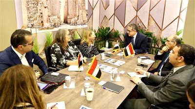 وزير السياحة والآثار يستكمل لقاءاته على هامش بورصة لندن