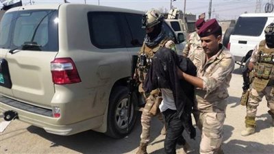 الاستخبارات العراقية: القبض على ناقل للعبوات وتدمير وكر لـ(داعش) شمالي بغداد