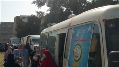 الكشف على ١٥٢١ مواطنًا فى قافلة طبية مجانية بقرية بولين بالبحيرة