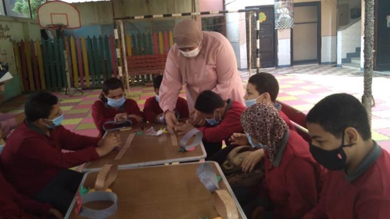 جانب من الورش