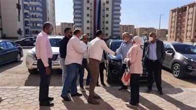 مى عبد الحميد  تتفقد مراحل تنفيد وحدات 