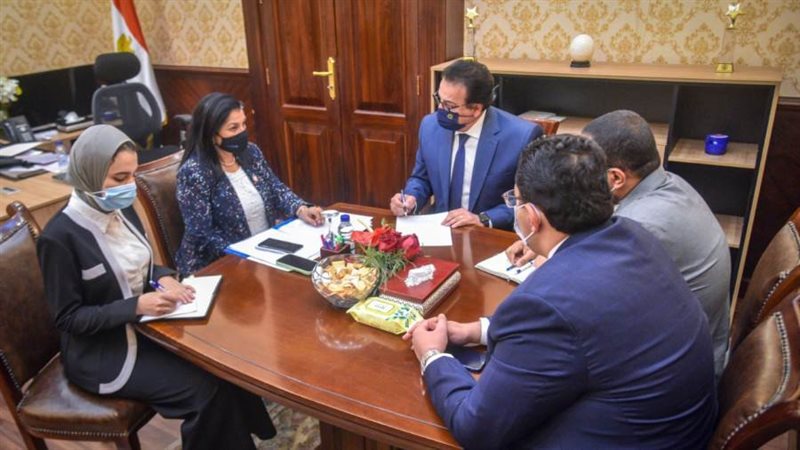 عبدالغفار والقصير