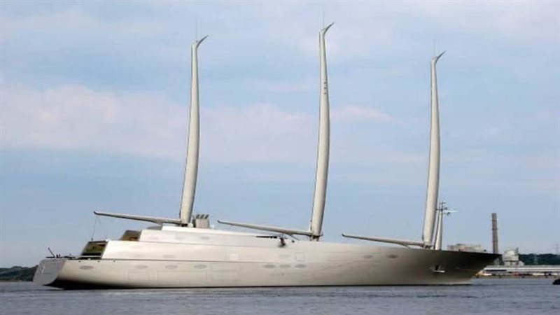 أكبر يخت شراعي في