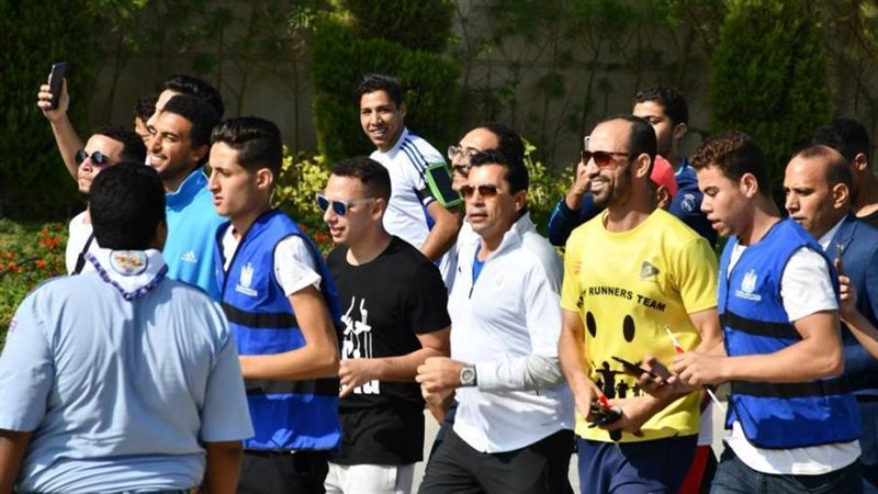 وزير الشباب والرياضة